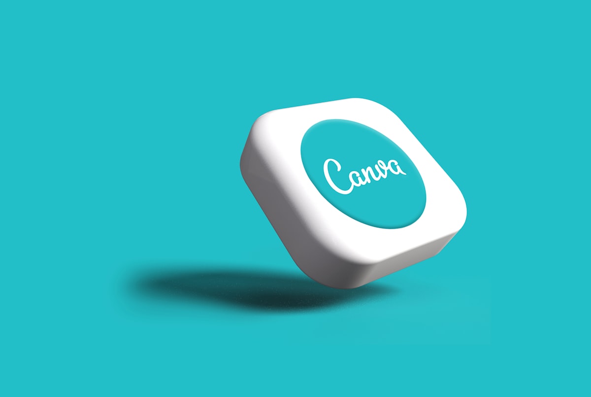 캔바(Canva) 유료 폰트 제한 우회: 무료 버전에서도 고퀄리티 커스텀 폰트를 사용하는 벡터 활용법